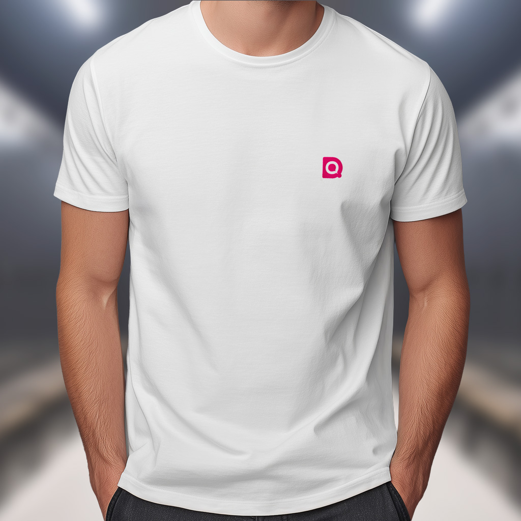T-Shirt DQ Blanc. DQ Rose